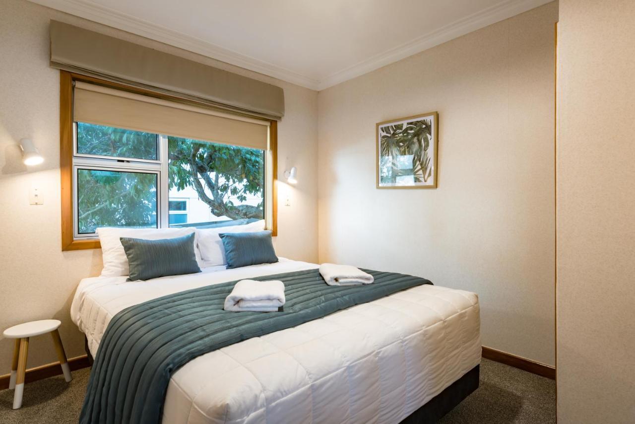 Dream View Waterfront Paihia Villa Exterior photo